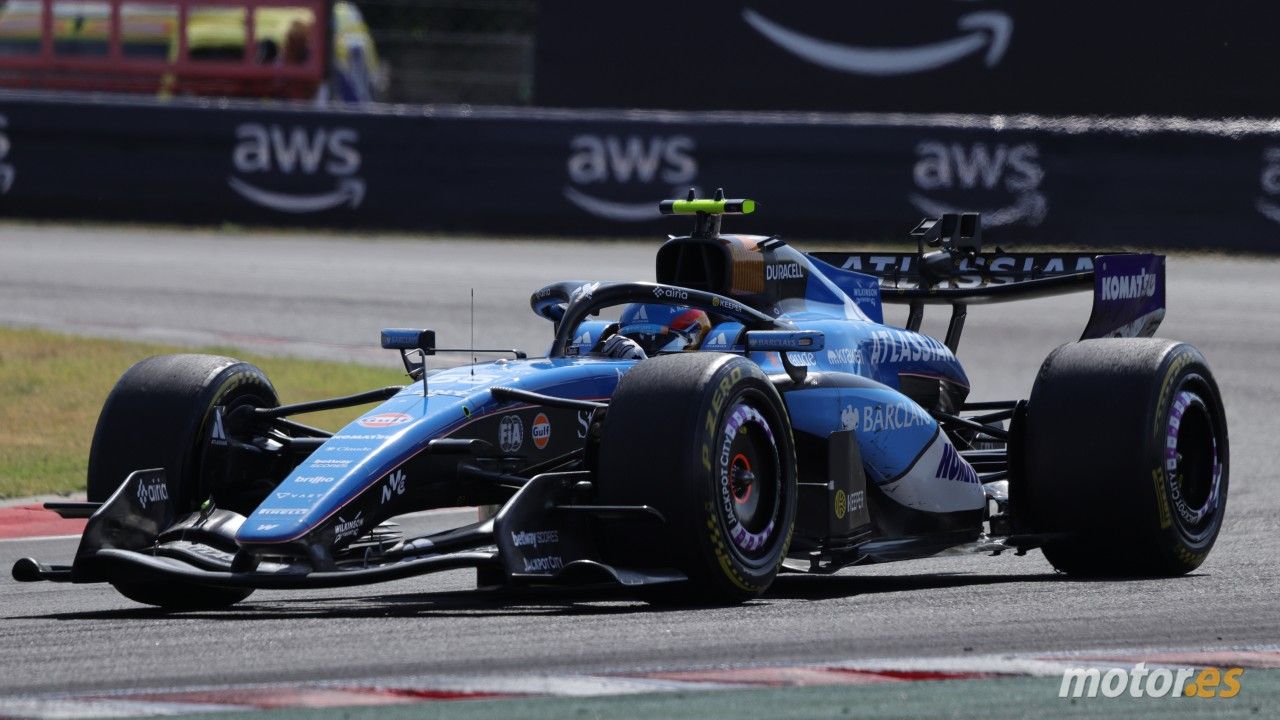 Sainz vuelve a señalar a Williams y deja en el aire su renovación: «Lo miraré con calma»