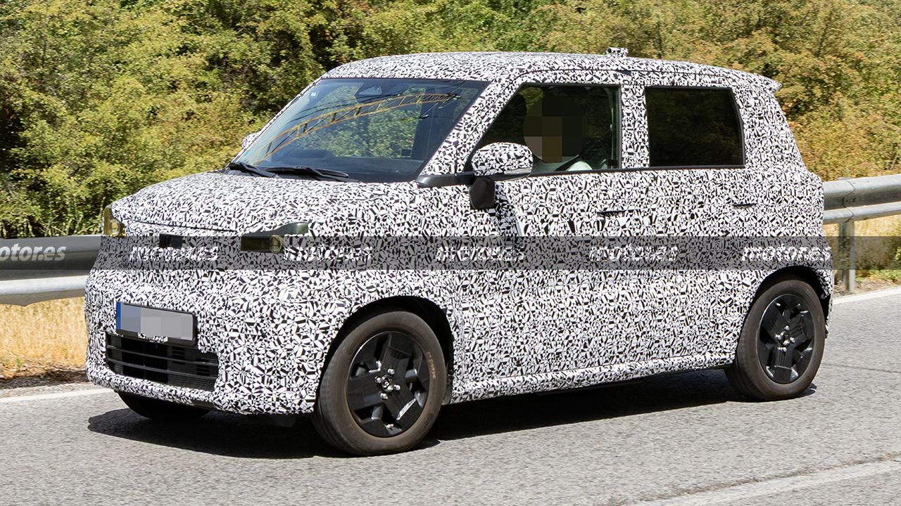 [Imagen: suzuki-vision-e-sky-fotos-espia-20261152...1026_7.jpg]