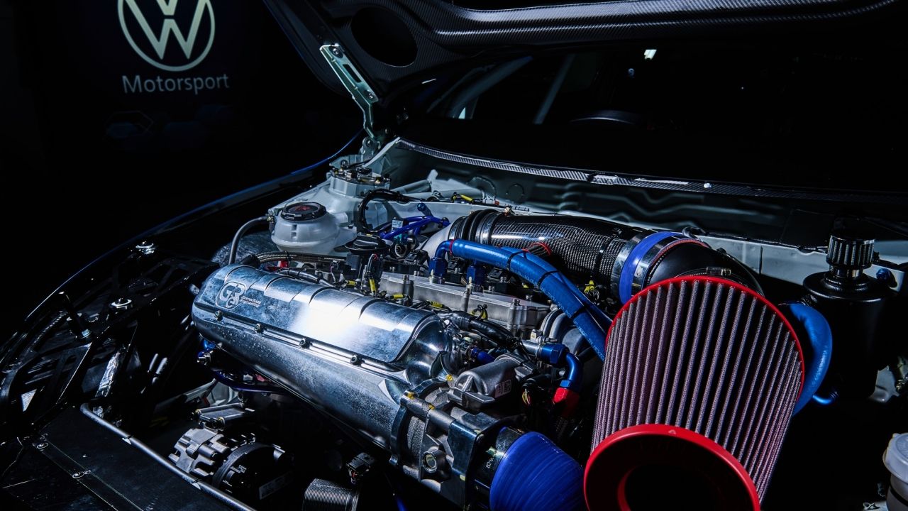 1.000 CV y el mítico 5 cilindros de Audi: así es el Golf más radical jamás construido