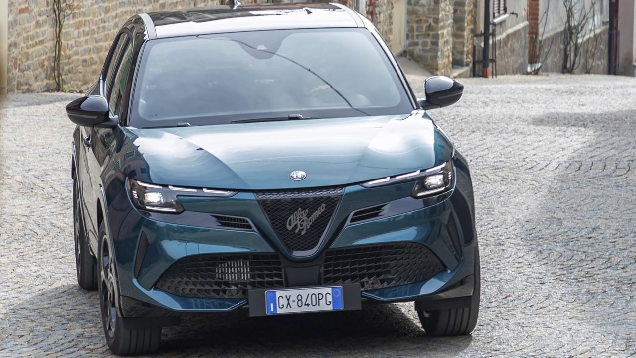 Alfa Romeo Junior: las cinco claves que han convertido al SUV italiano en el modelo más vendido de la marca con más de 60.000 pedidos