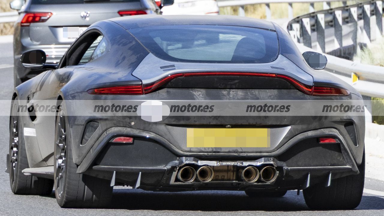 Fotos espía Aston Martin Vantage RS 2028