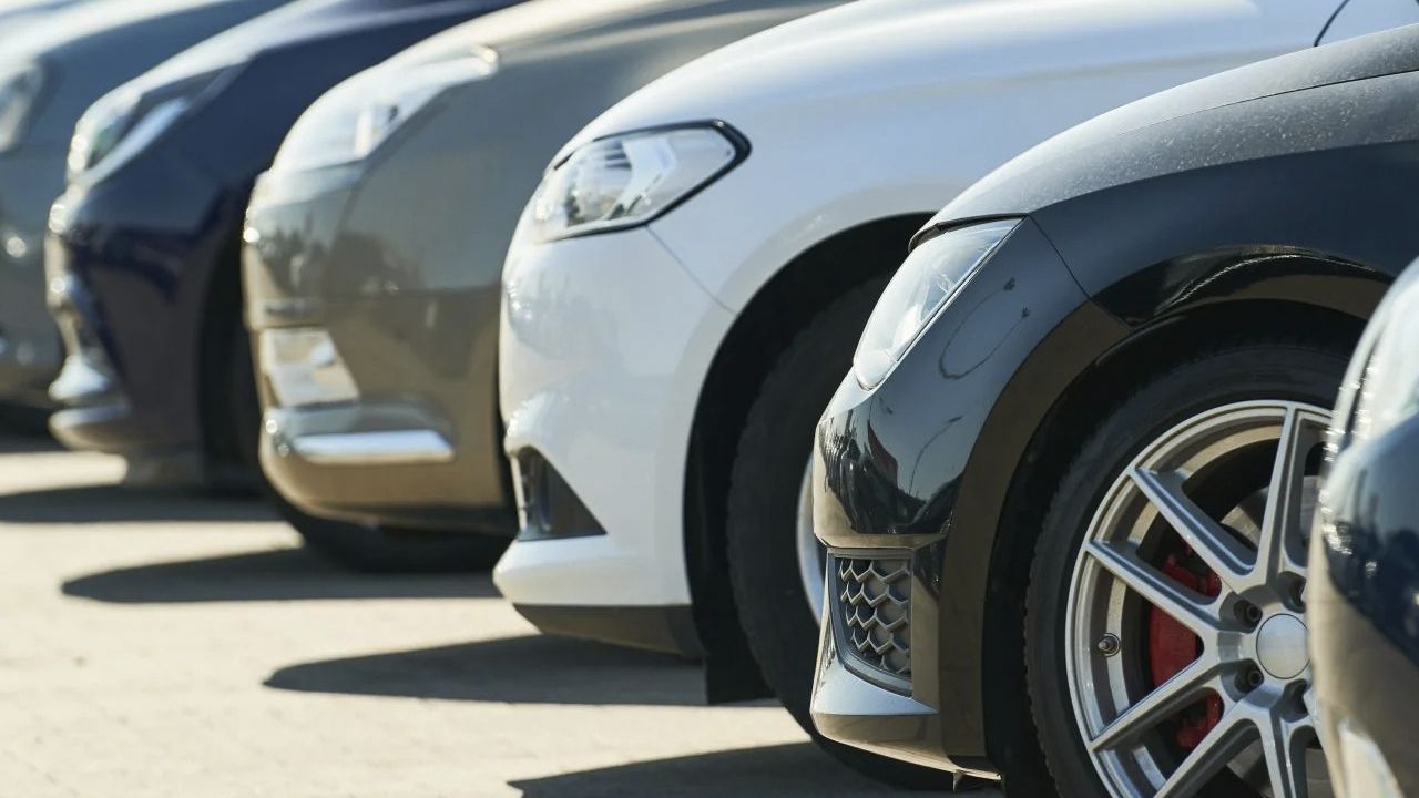 El coche de ocasión ya baja de precio en España, pero hay un tipo que se dispara y otro que se hunde un 67 %