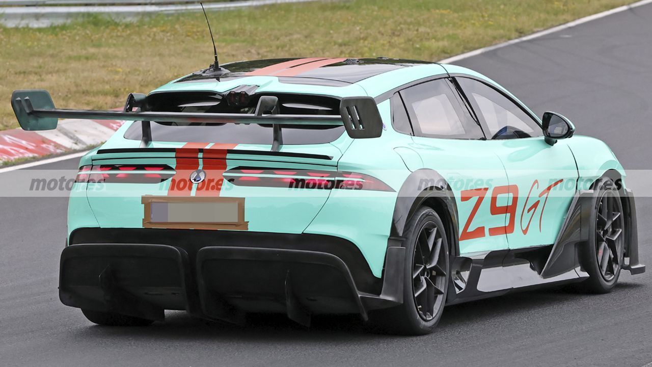 Fotos espía Denza Z9GT Xtreme