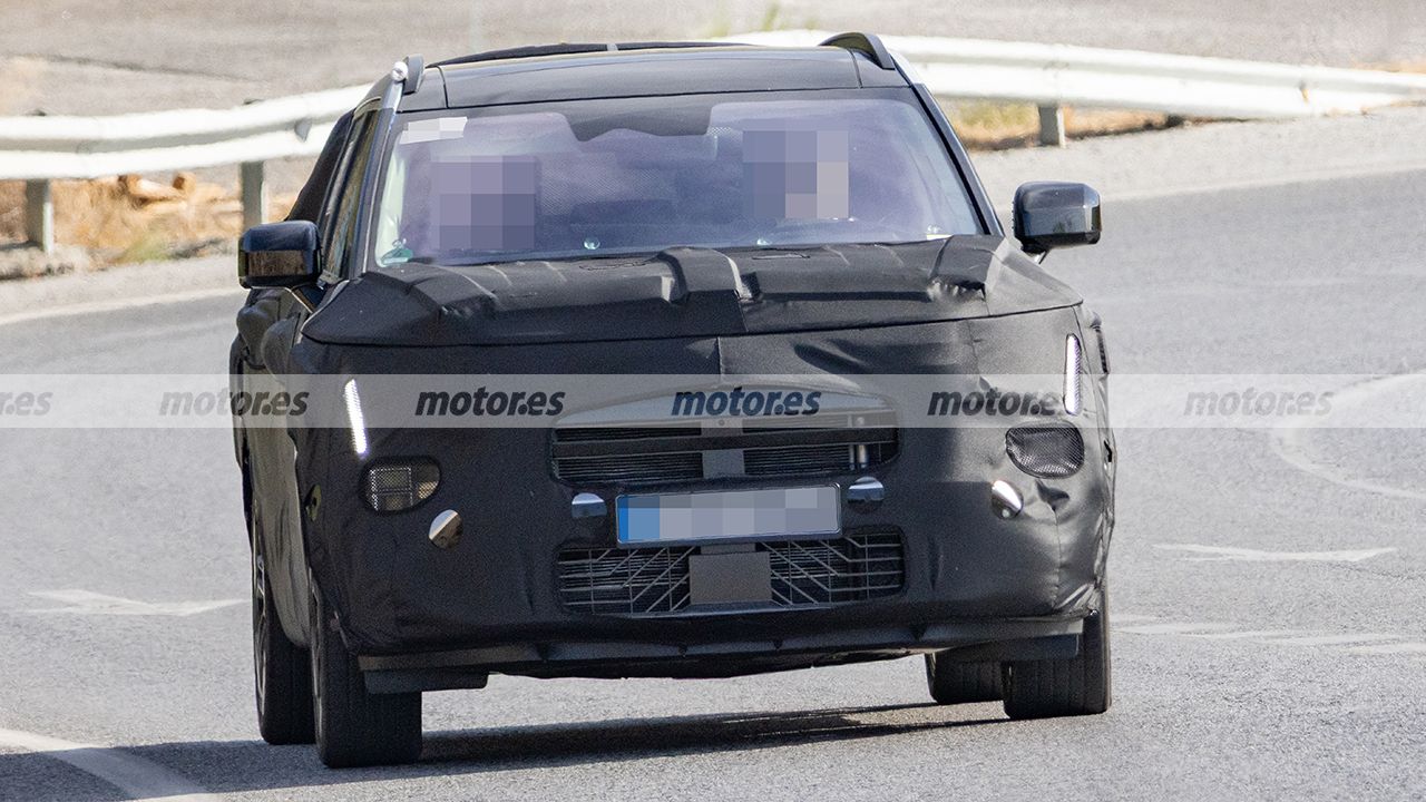 Hyundai TUCSON 2027 - foto espía frontal