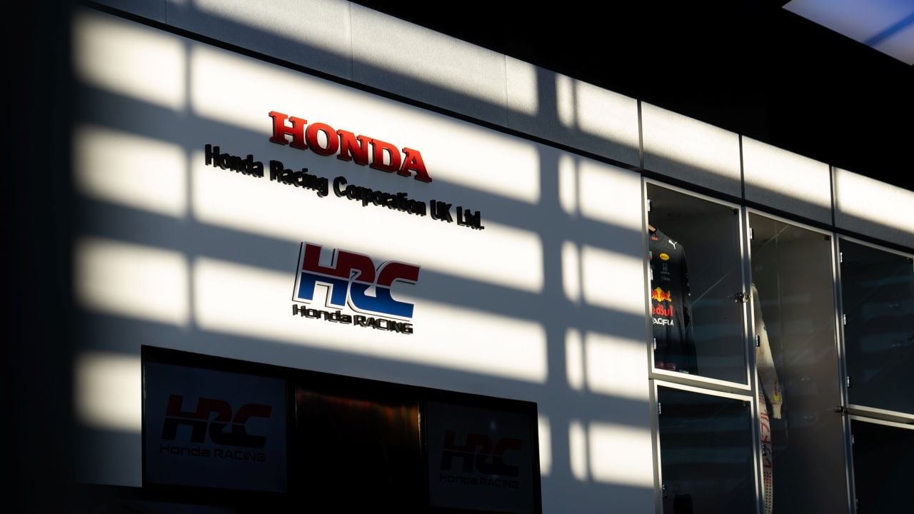 Honda avisa sobre el motor de 2027: el dolor de cabeza provocado por la FIA y la petición de Newey