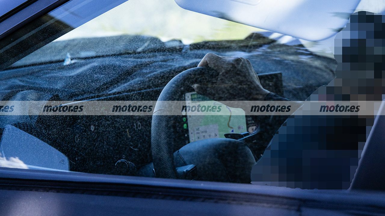 Hyundai BAYON 2027 - foto espía interior