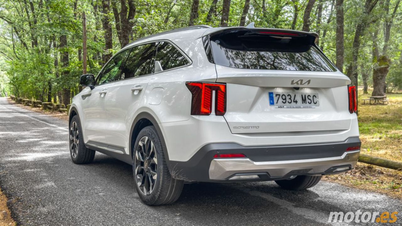 KIA Sorento 2027 - posterior