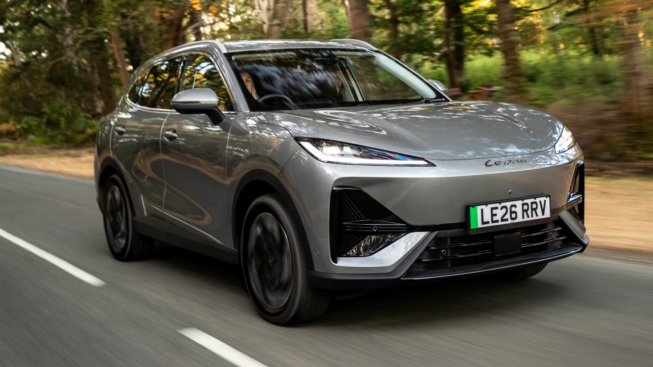 El Lepas L6 eléctrico ya viene a Europa y no viene precisamente vacío: 449 km de autonomía y mucho más de lo que presumir