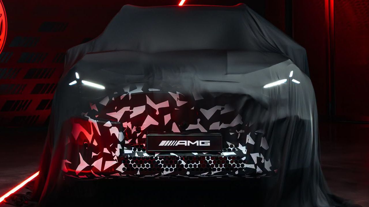El nuevo Mercedes-AMG GT SUV eléctrico ya deja ver su nueva cara, pero lo realmente brutal está bajo la carrocería