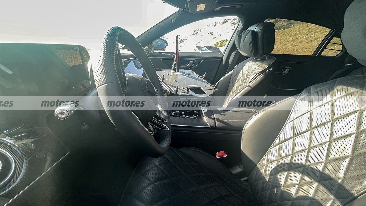 Mercedes-AMG S 63 2027 - foto espía interior