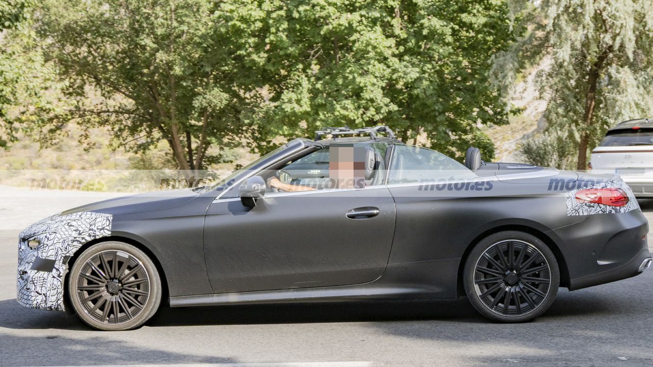 Fotos espía Mercedes CLE Cabrio Facelift 2027