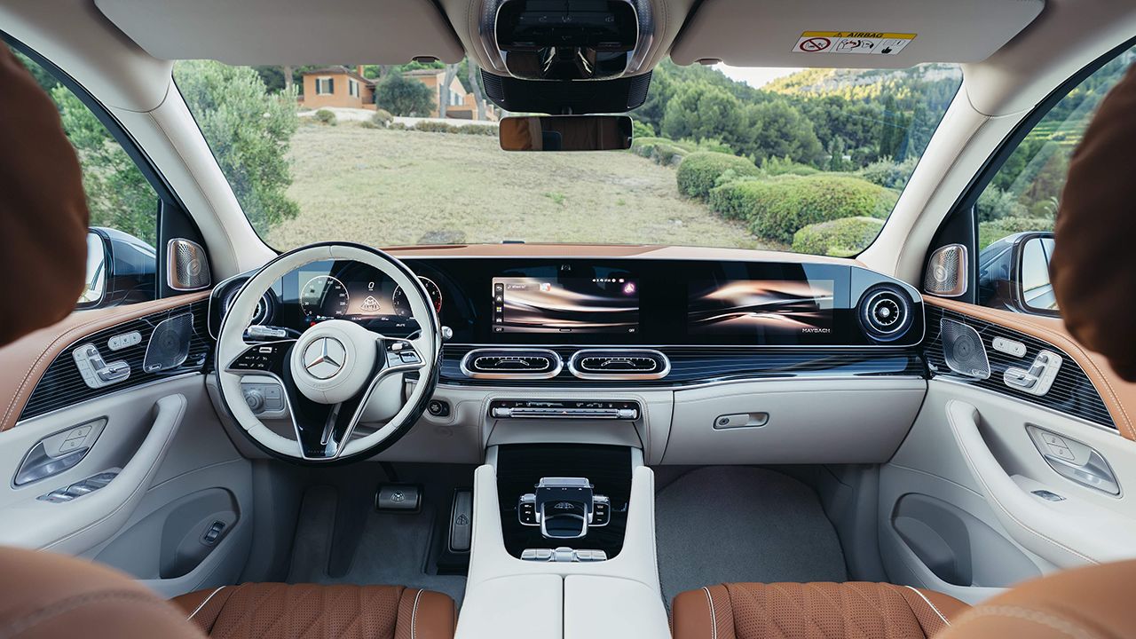 Mercedes-Maybach GLS 2027 - interior
