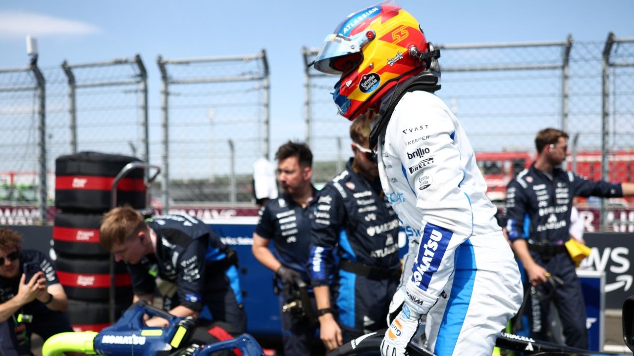 Montoya pide a Williams un plan para Sainz en Madrid: «Tienen que demostrarle que están dispuestos a todo por él»