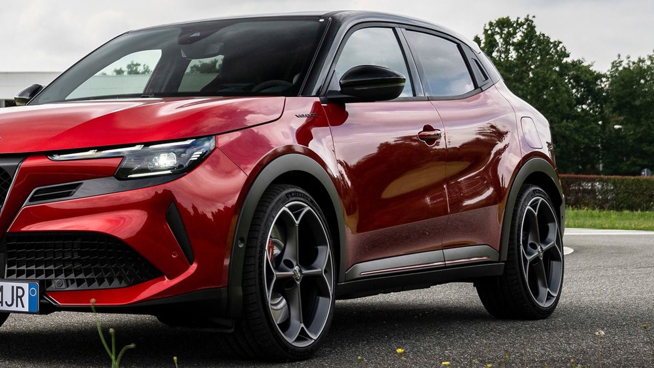 MG y Leapmotor compiten por precio, pero este Alfa Romeo juega otra carta: 5.700 € de rebaja y una dinámica difícil de igualar