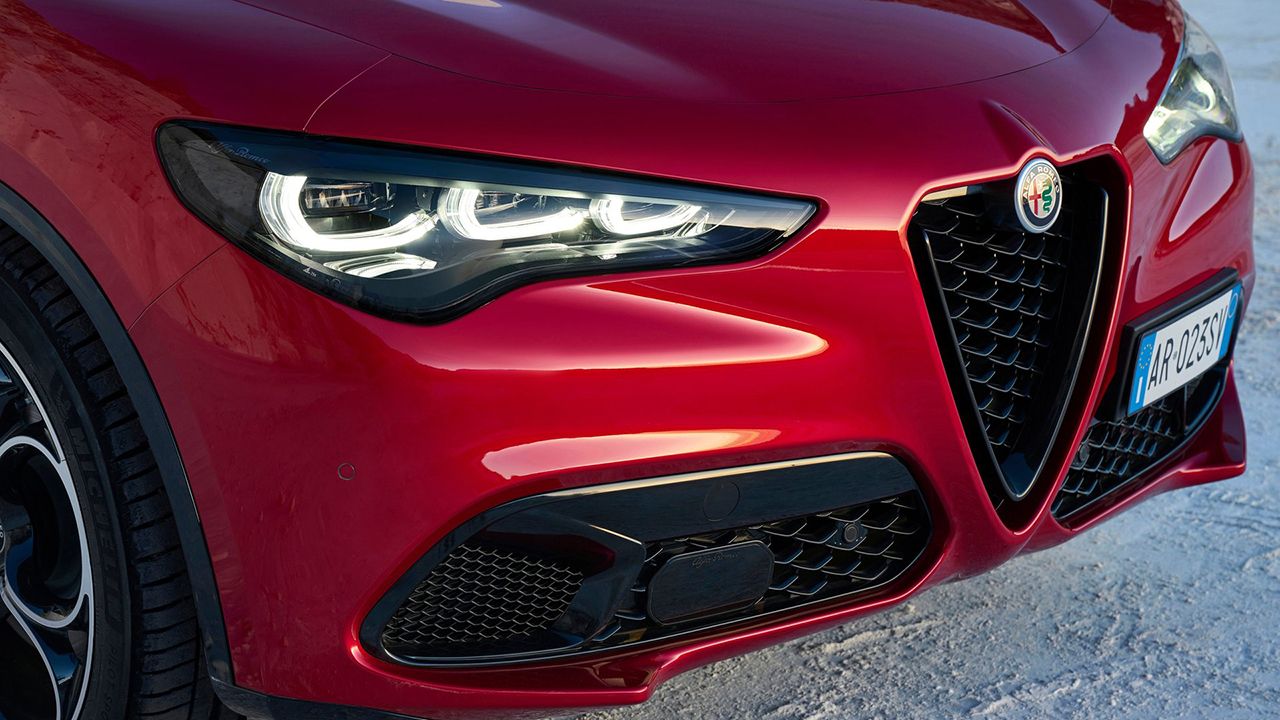 Los «alfistas» ya no tienen excusas: más de 18.000 € de descuento, dinámica TOP y un diseño SUV que no envejece