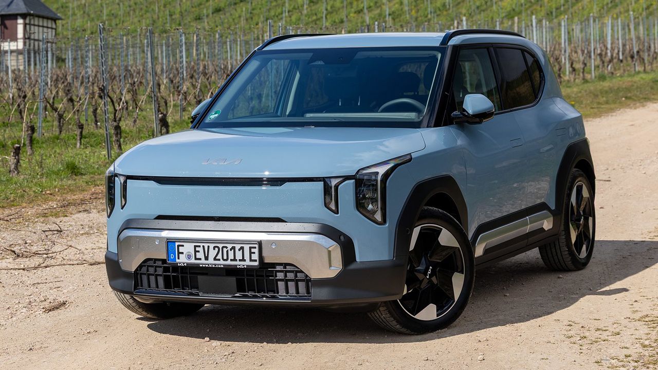 KIA EV2
