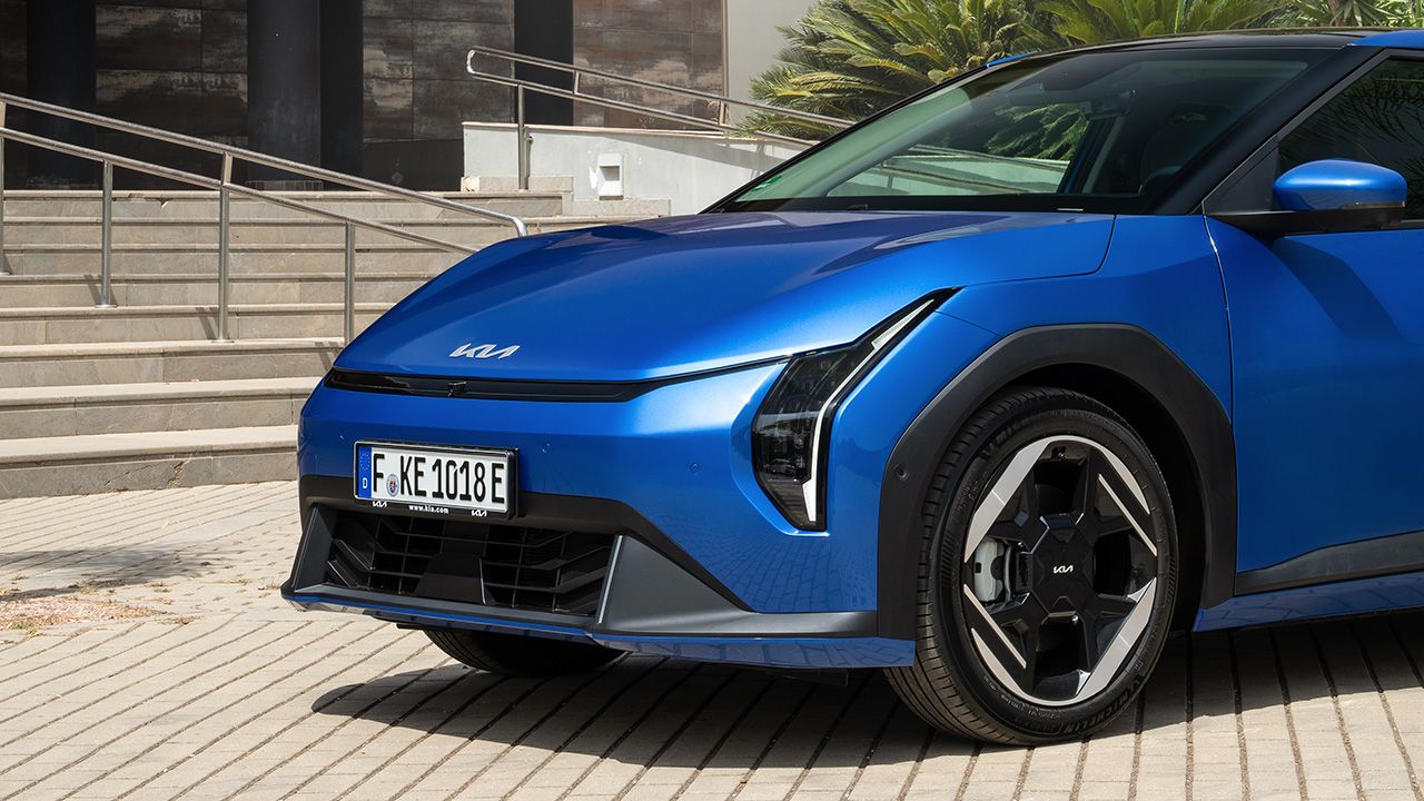 El Volkswagen ID.3 Neo de KIA se desploma 8.000 €: más barato, autonomía superior y mejor maletero
