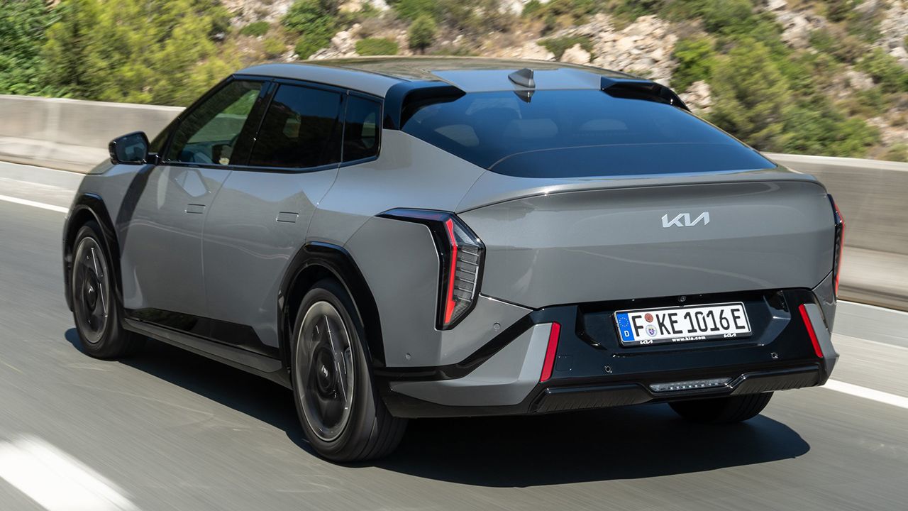 KIA EV4 Fastback - posterior