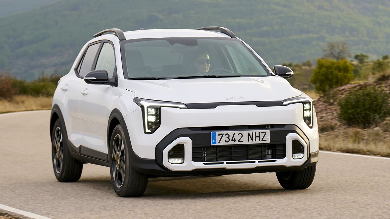Cuesta menos que un FIAT, su motor es muy fiable y, ahora, estrena diseño, así es el SUV más barato de KIA