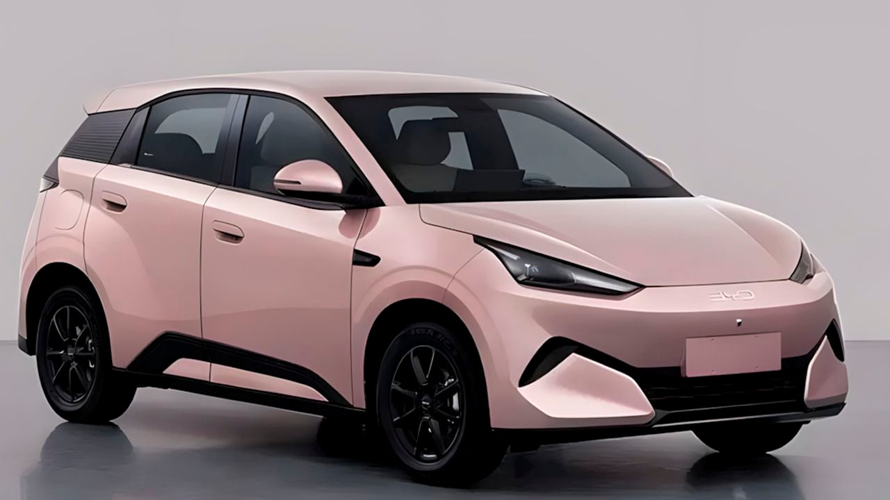 BYD prepara un Dolphin de 420 km que se pisa con sus propios modelos