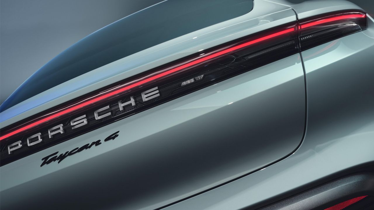 Porsche desmiente el fin del Taycan, pero admite que le está quitando peso a la gama