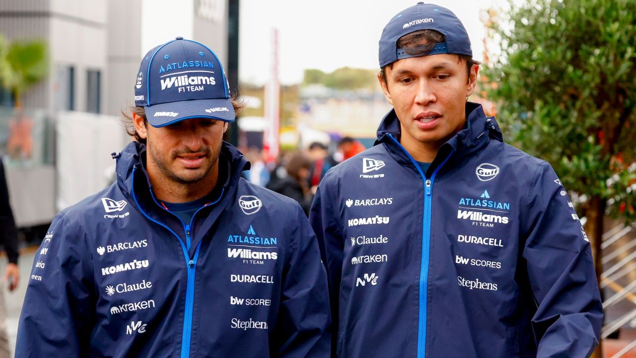 Preguntan a Albon por qué solo ha renovado un año con Williams y su mensaje no puede ser más distinto al de Sainz