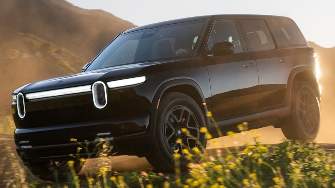 Rivian ya tiene su desembarco europeo dibujado: tres modelos serán los encargados de abrirle la puerta