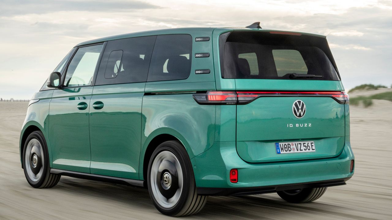 El Volkswagen ID. BUZZ necesita vender más y la marca responde con una versión que hasta ahora no tenía