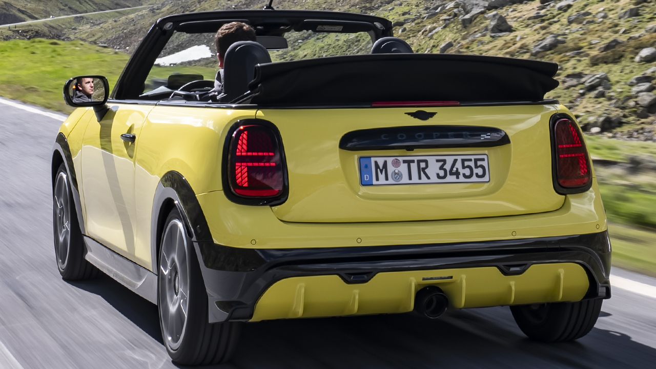 MINI John Cooper Works Cabrio