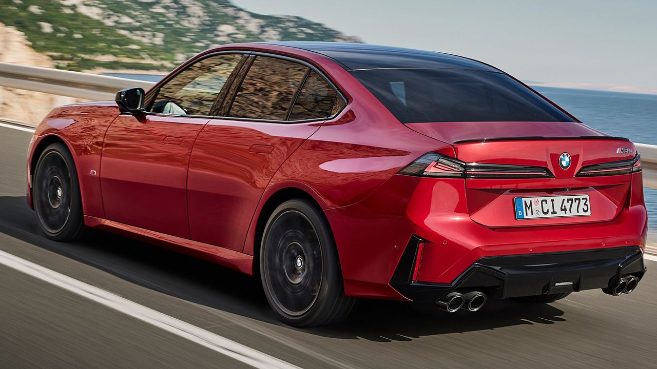 BMW M350 xDrive 2027 - posterior
