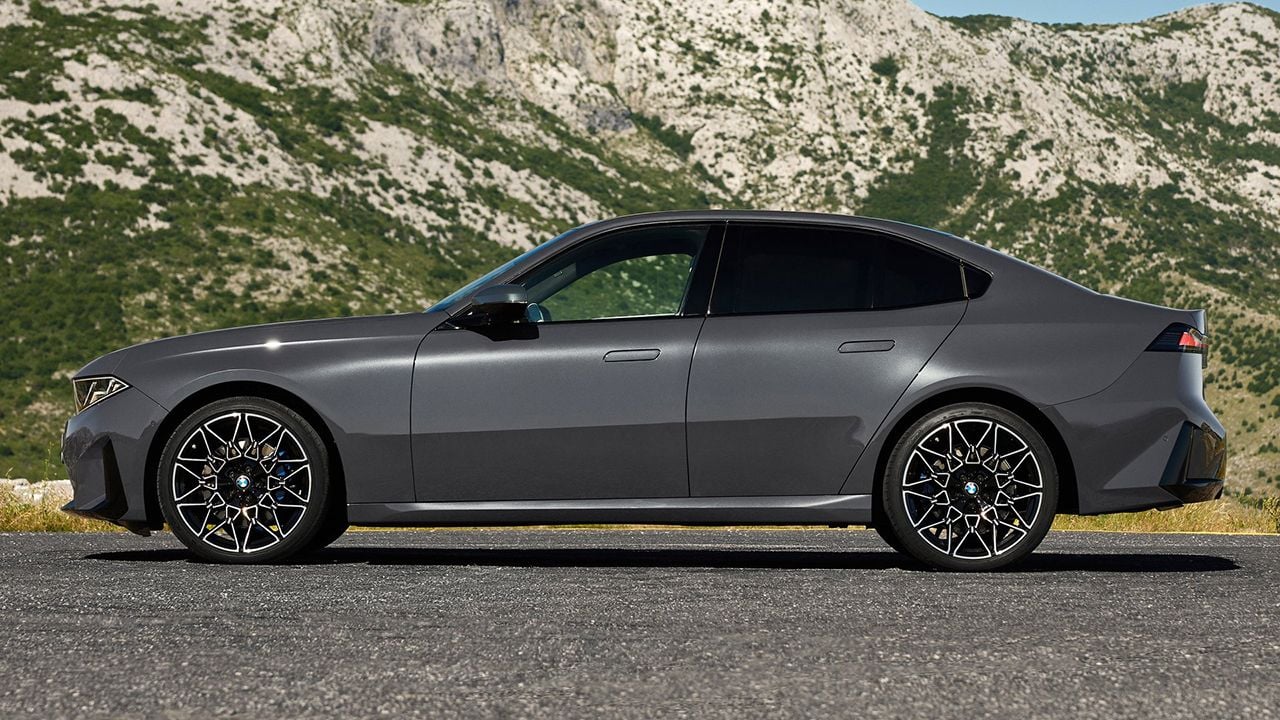 BMW Serie 3 2027 - lateral