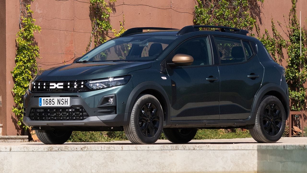 Dacia Sandero Stepway hybrid 155
