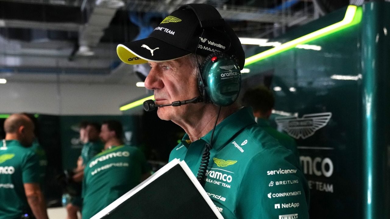 De la Rosa afirma que Newey ha salvado a Aston Martin del caos interno: «Ha ayudado a mantener la calma»