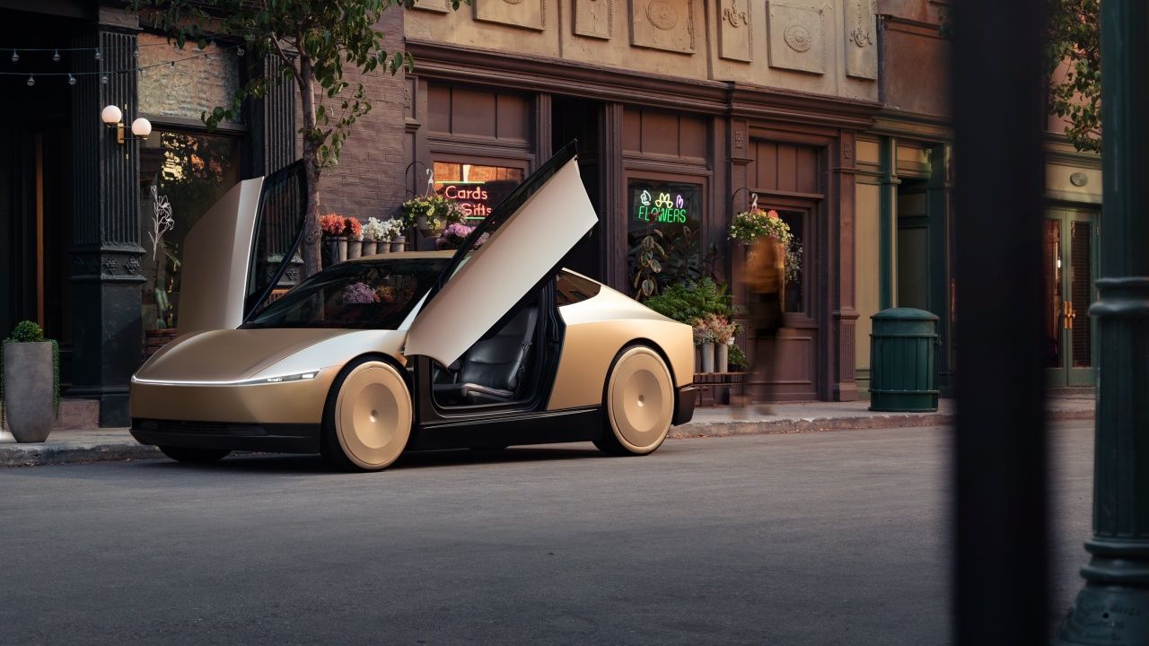 Tesla Cybercab en la calle