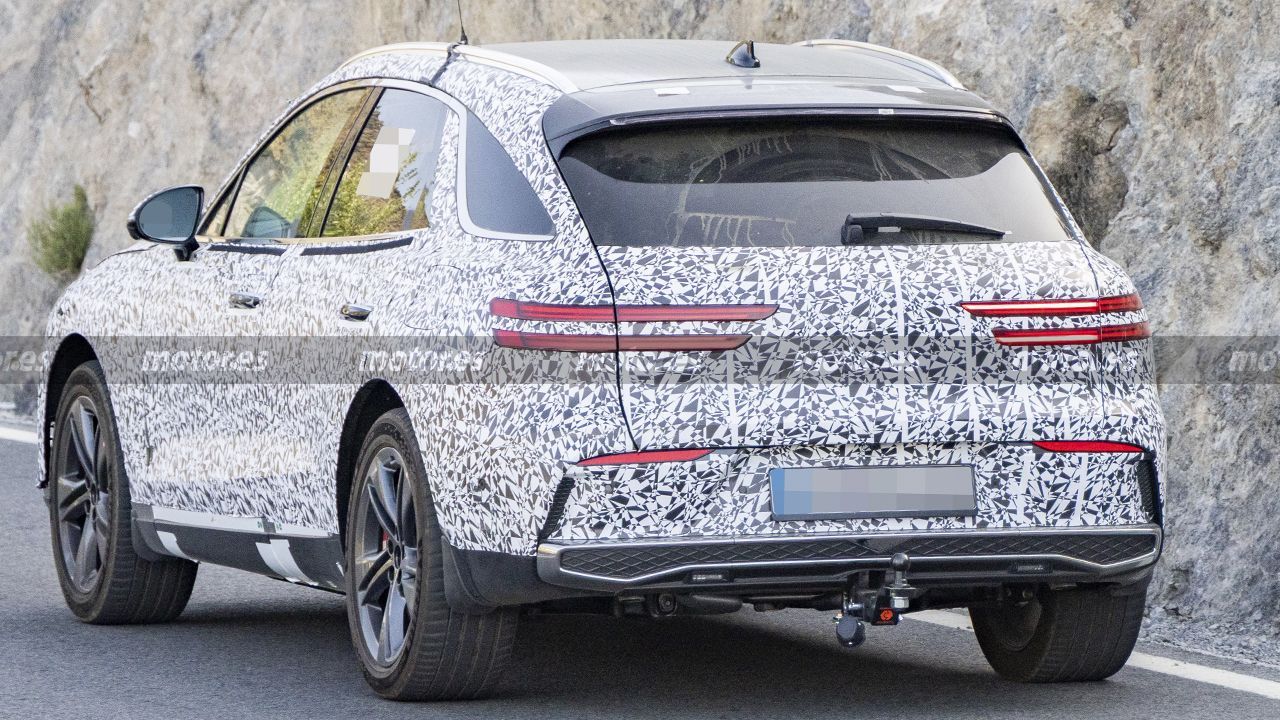 Fotos espía Genesis GV70 Hybrid 2027