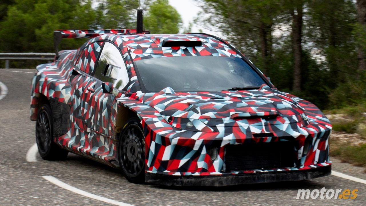 El heredero del Celica de Carlos Sainz ya rueda por España: Toyota prueba en Tarragona su arma para el WRC 2027