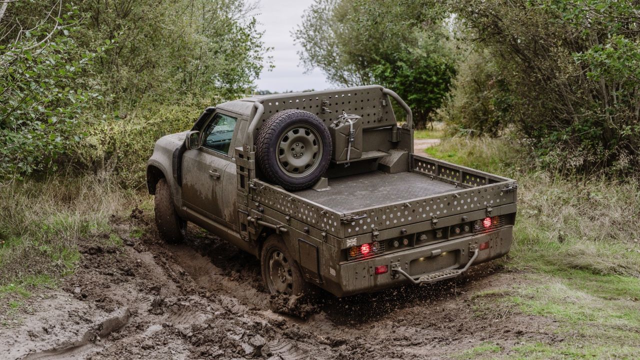 Land Rover Defender Wolf Series II