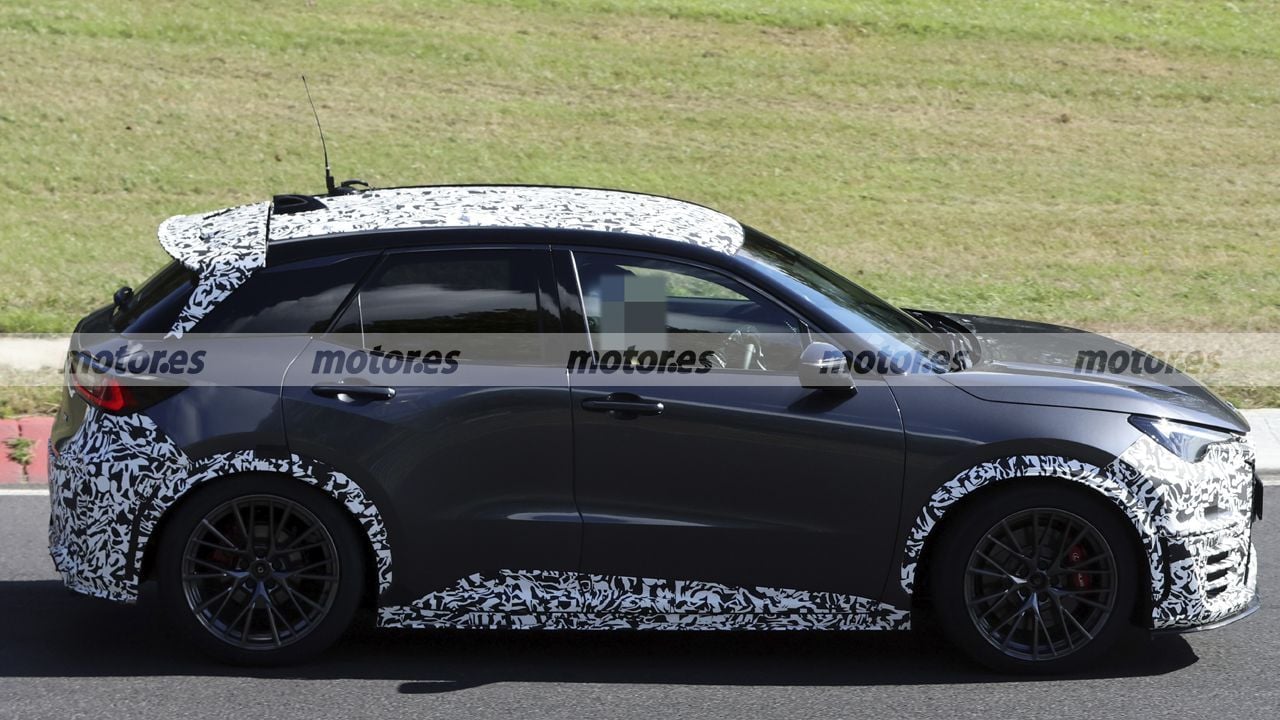 Fotos espía Lexus LBX Morizo RR en Nürburgring