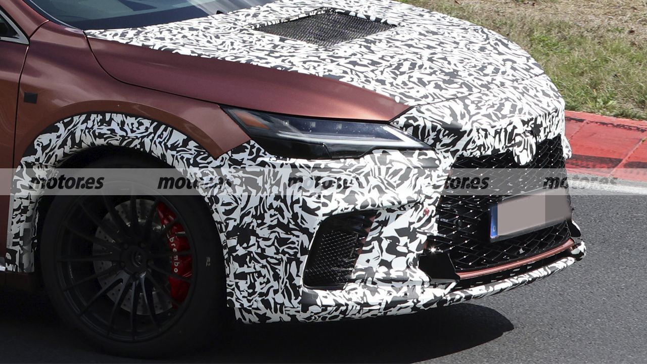 Fotos espía del futuro Lexus RX Morizo RR 2028
