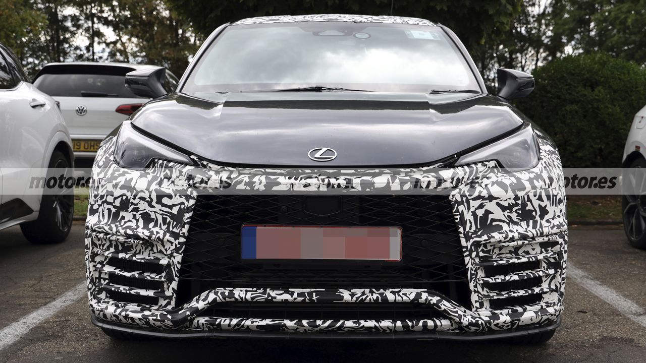 Fotos espía Lexus LBX Morizo RR
