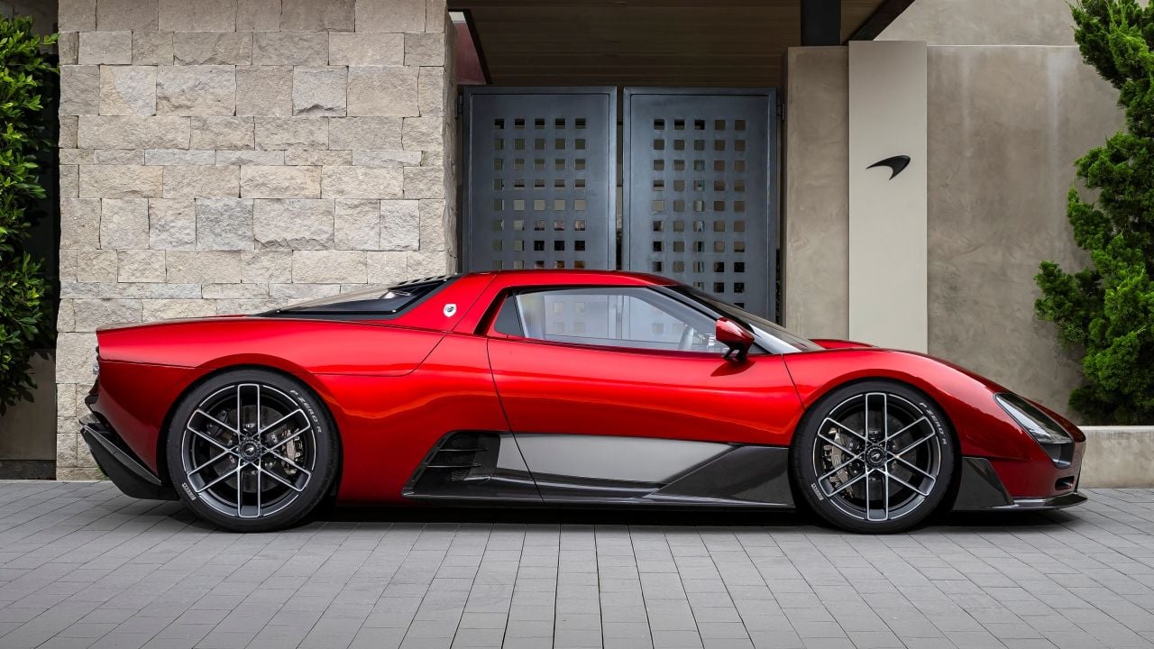 McLaren McL 6GT