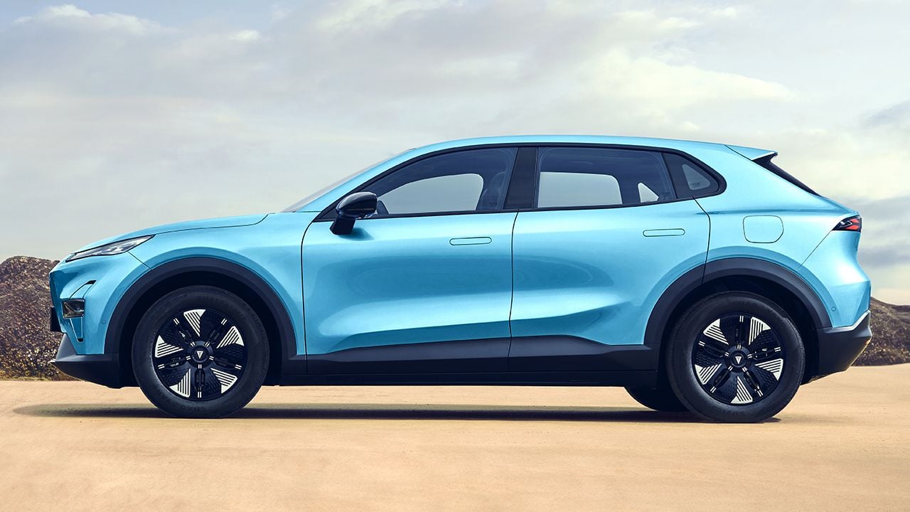 El nuevo eléctrico que arrasa en España baja más de 10.000 € y ya cuesta menos que un MG