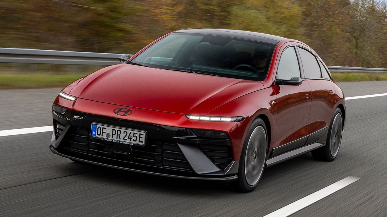 El Hyundai IONIQ 6 se desploma 9.700 € y, con 520 km de autonomía, deja al BYD Seal más barato fuera de juego