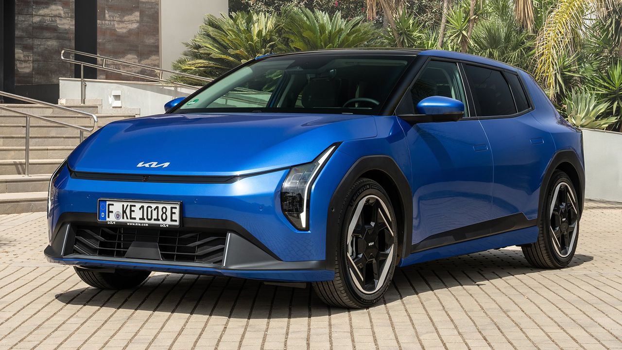KIA EV4