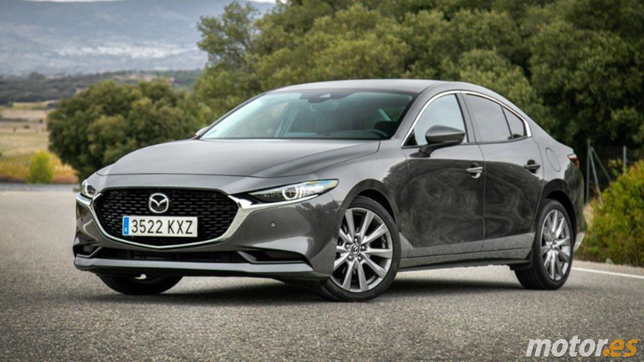 Mazda3 Sedán