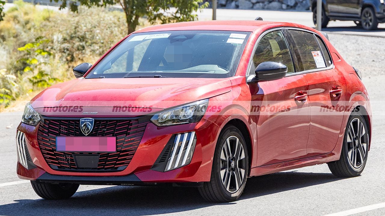 Peugeot ya prueba la mejora que Stellantis prepara para sus híbridos ECO: una batería de mayor capacidad