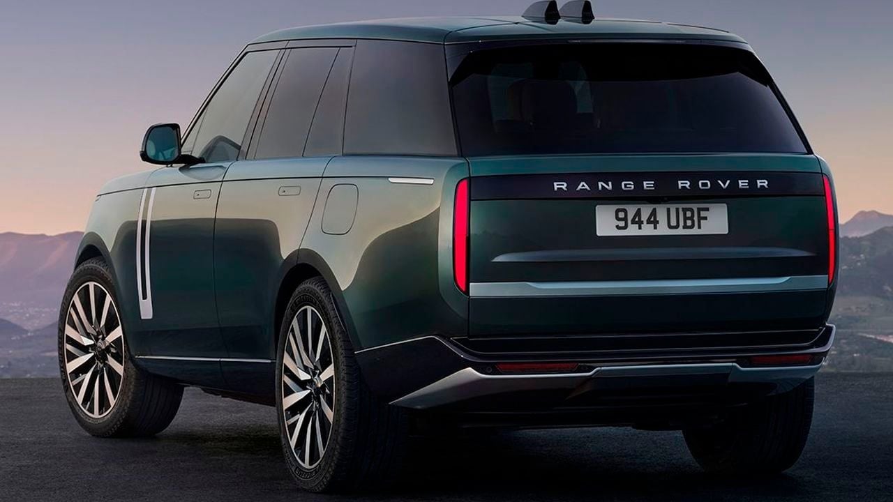 El Range Rover eléctrico desmonta el gran mito del precio, solo 7.050 euros más que el PHEV de 550 CV