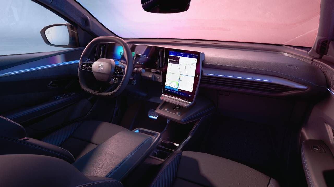 La rinnovata Renault Scénic E-Tech arriva con importanti novità: una nuova batteria LFP e un'autonomia in modalità elettrica fino a 642 chilometri.