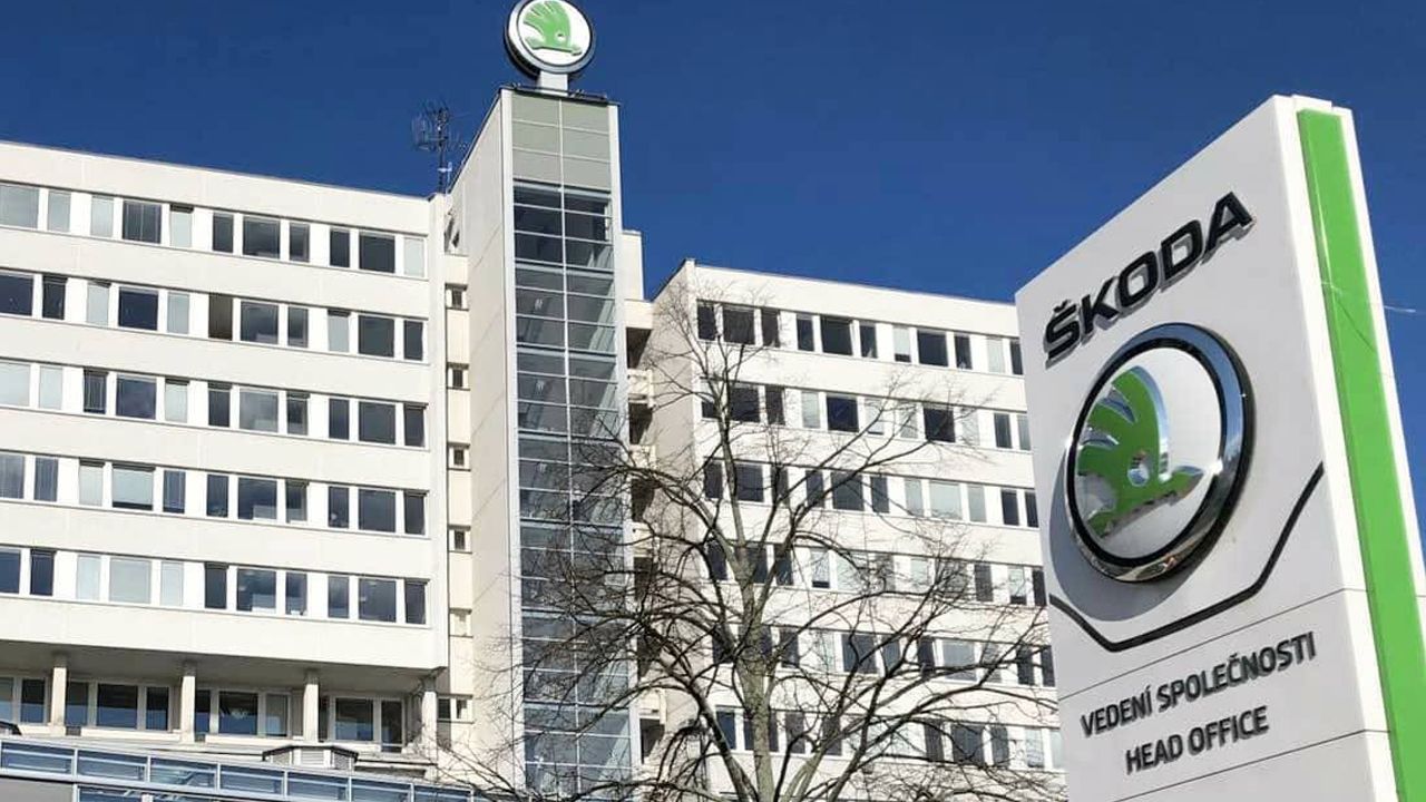Skoda se desmarca del brutal plan de Volkswagen, asegura que no le afecta mientras SEAT se juega su futuro
