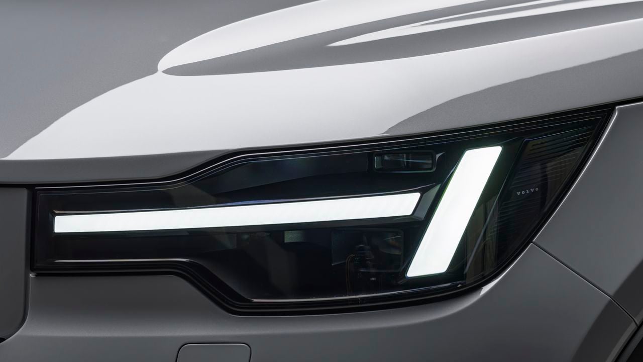 Volvo XC40 2027